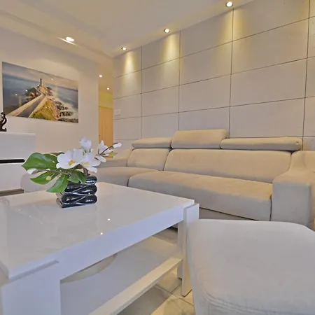 Bryza - Osiedle Ulanska - Parking Apartamento Świnoujście